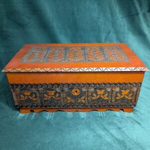 Vintage Carved Wooden Trinket Jewellery Box, Ex Music Box. Floral Folk Art